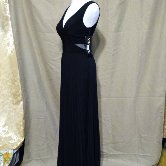 Evening Dress - Picture 4 of 8